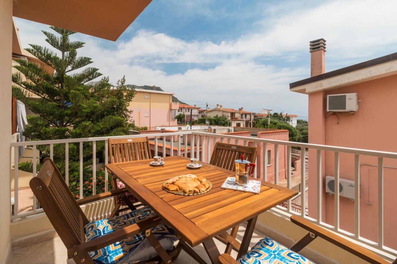 Uncle Leonard's House Cala Gonone