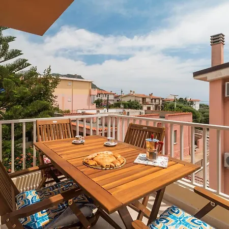 Ferienwohnung Uncle Leonard'S House Cala Gonone Exterior foto
